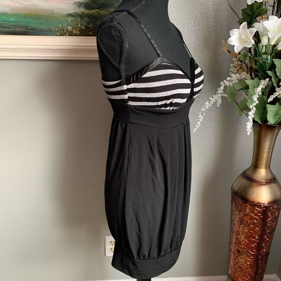 Guess Jeans Black and Silver Spaghetti strap dress Size Small - Picture 5 of 17